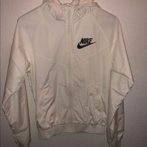 White nike windbreaker